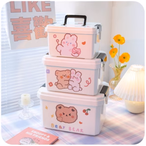 Cute Desk Decor: How to Organize Your Workspace the Kawaii Way 6 Kawaii mini basket 5 cleanup -YO